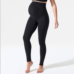 NWOT BLANQI Maternity leggings 🌚